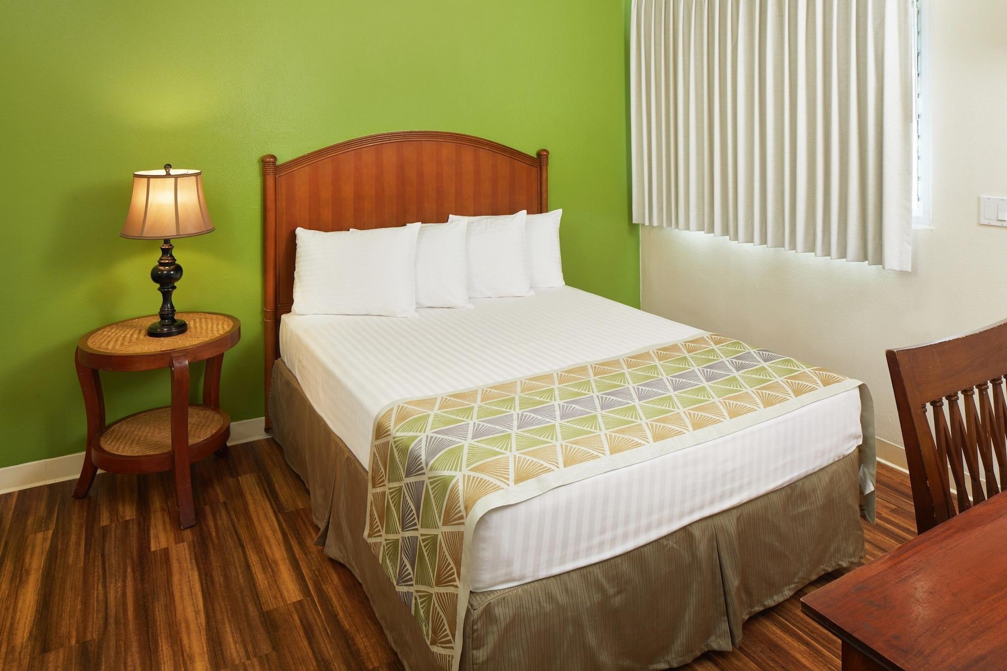 Pacific Marina Airport Hotel