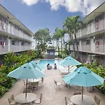 Pacific Marina Inn Airport